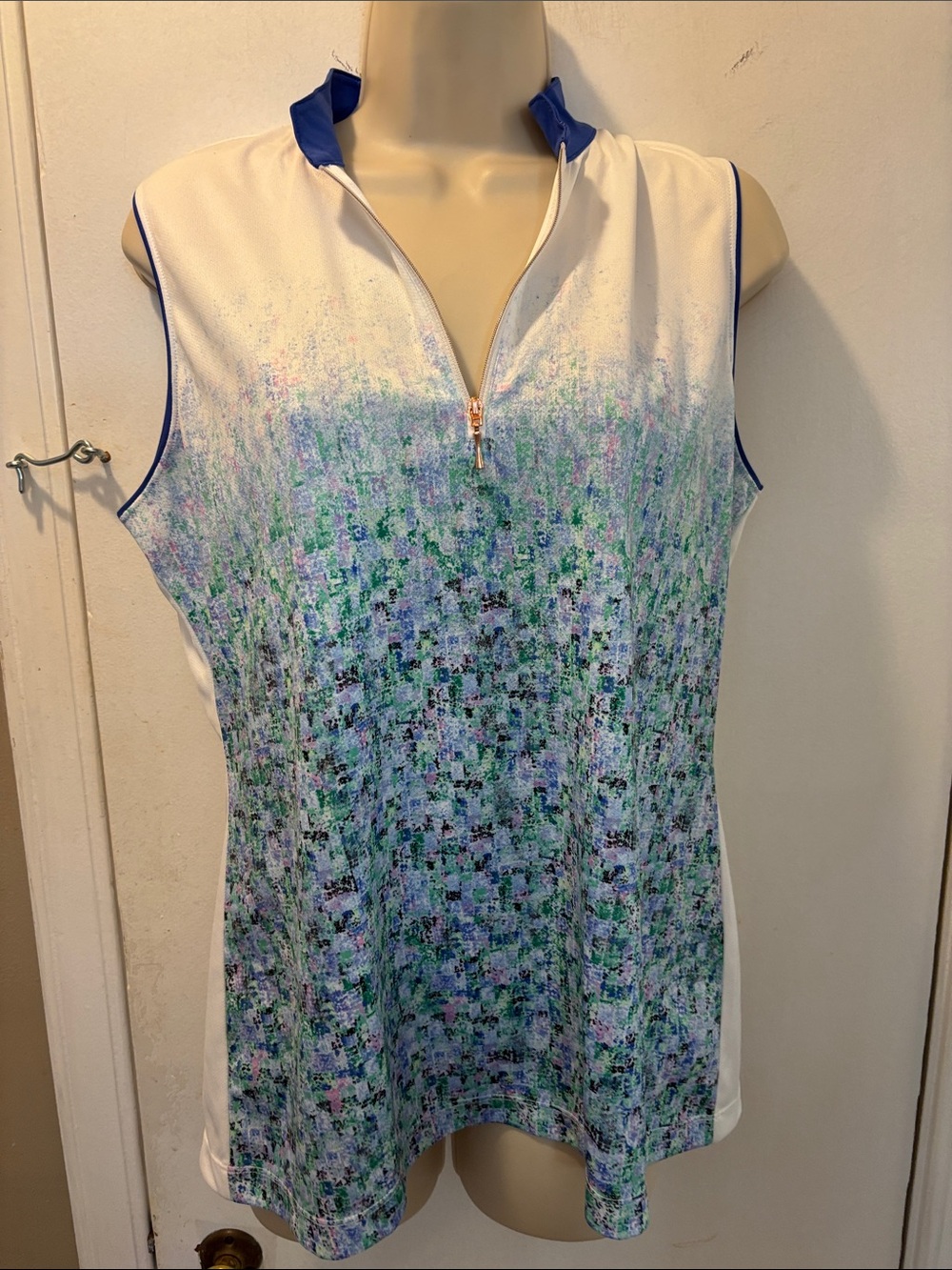 NWT EP large Sleeveless Printed Golf Polo Top NEW 26-307
